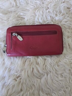 Clarks Red Leather Zip Wallet